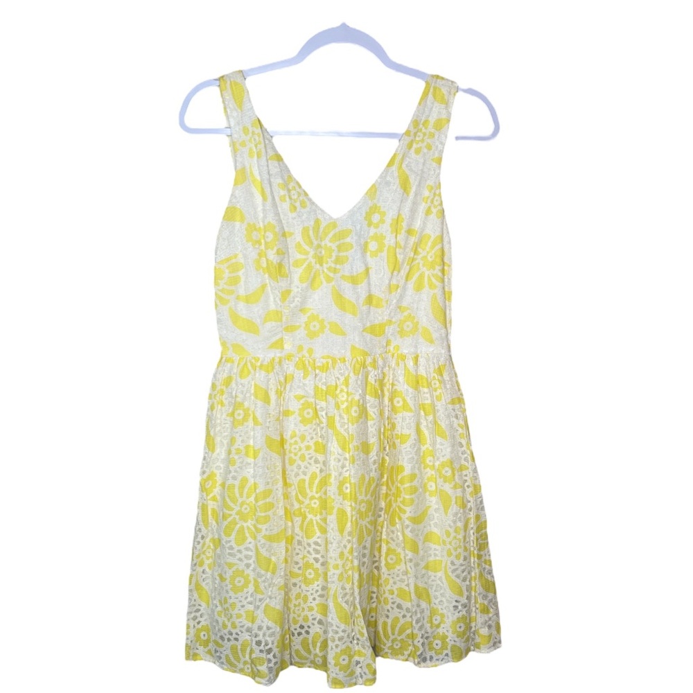 Love...ady Yellow and White Sleeveless V-Neck Mini Dress